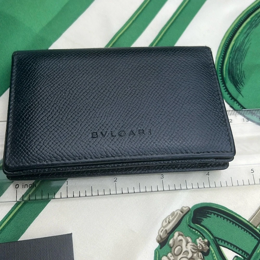 Auth.BVLGARI Black Leather small wallet unisex card holder minimalist w.card